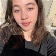 Étudiante en première année de droit, je suis à votre disposition pour aider votre enfant en cas de difficulté dans une matière.
